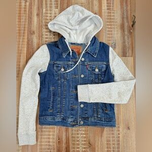 Women's Levi's Jean Jacket hooded Denim coat